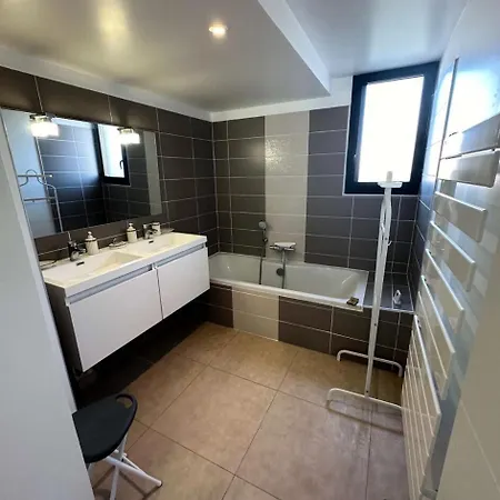 White Stone - Bel 3 Pieces A Proximite De La Bonnegrace Mae-3651